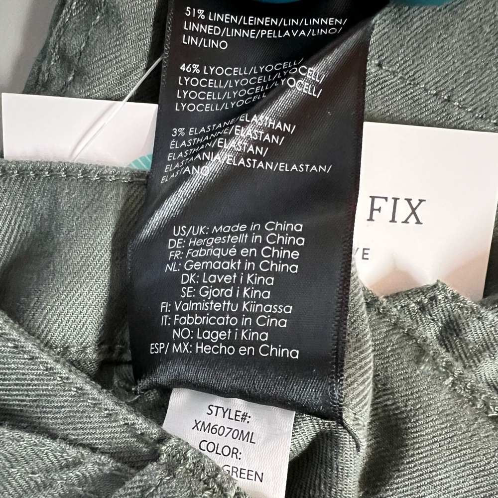 Stitch Fix Liverpool Skirt - NWT - Size 12 - Picture 4 of 4